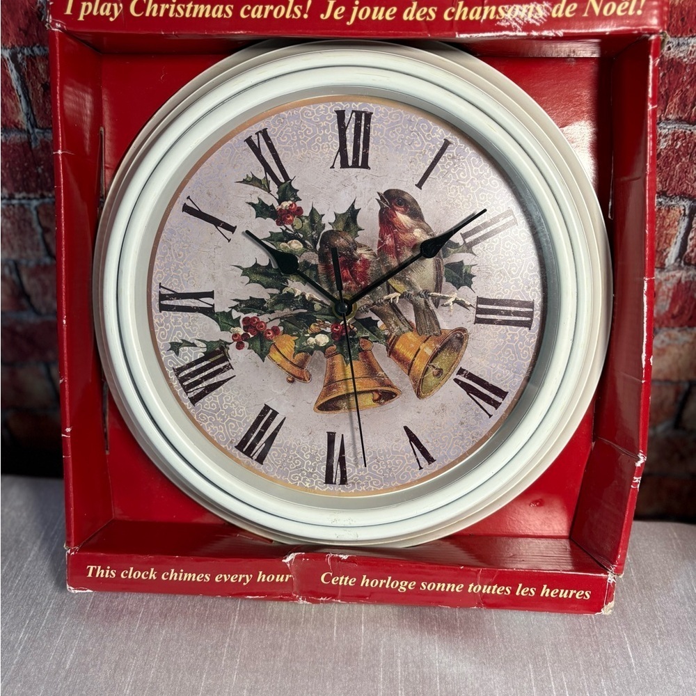White Christmas Caroling Wall Clock. White. New